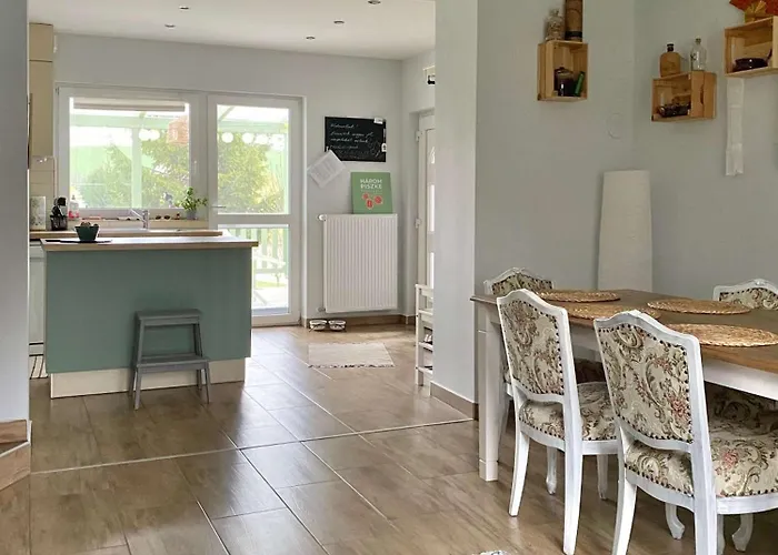 Harom Piszke Vendeghaz Ferienhaus *