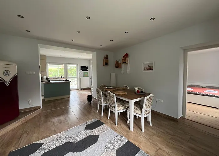 Tatil Evi Harom Piszke Vendeghaz