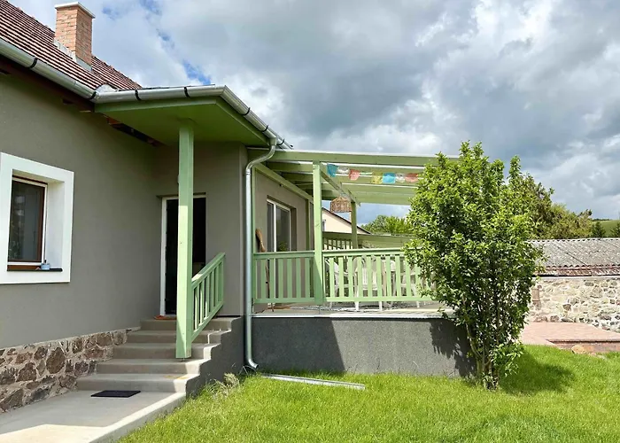 Harom Piszke Vendeghaz Ferienhaus Matraszolos